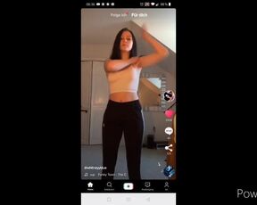 Tiktok Teens bounce boobs No bra Shake tits nips