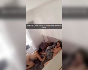 Fucking while her jealous friend Juuls and watches