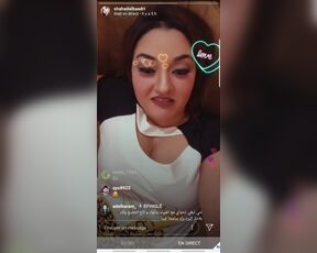 Morrocan milf tell about her lover on Instagram