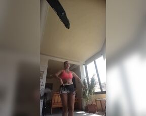 lebeanese milf dance 2