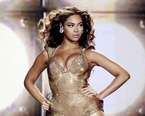 Beyonce Knowles Hot