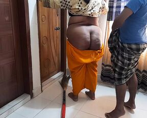 (Priya Chatterjee) Sasurji Ne Apne Bete Ki Patni Ke Sath Kia Kand - Jabardasti Anal Fucked when she was sweeping