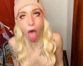 Blonde teen deepthroat - Manyvids - kitty-wild